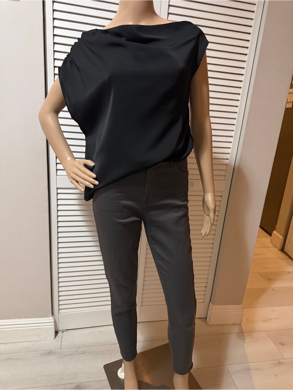J Brand Alana High Rise Crop Skinny Jeans Light Coated Chrome 28 NWT